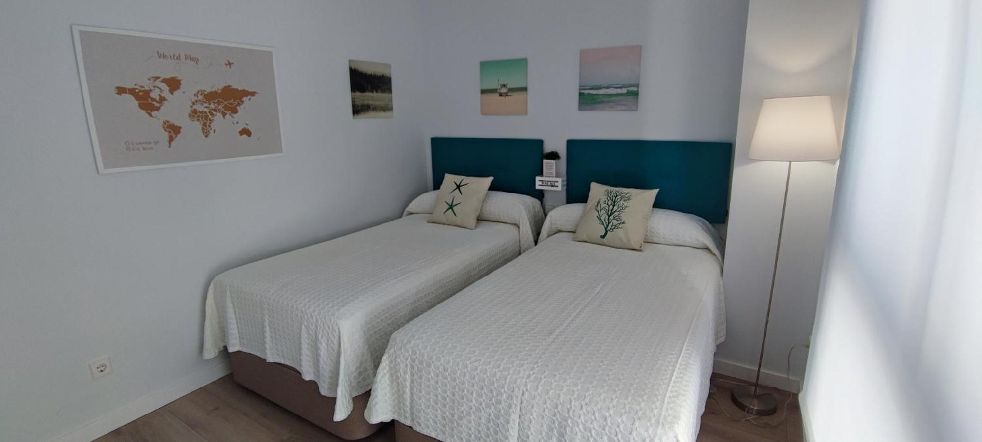 Teatinos Suite Малага Экстерьер фото